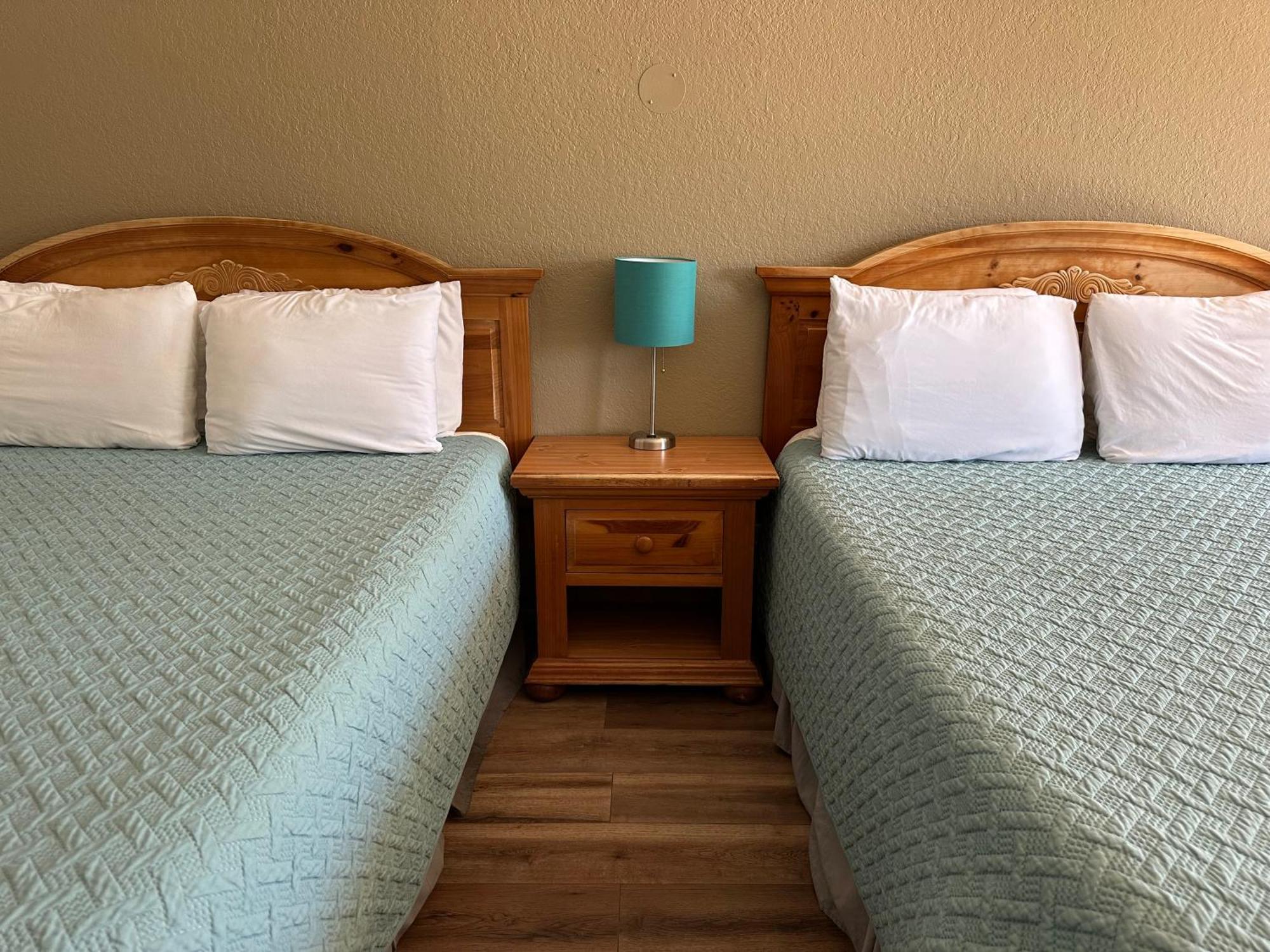 Sunset Inn And Suites Fredericksburg Eksteriør billede