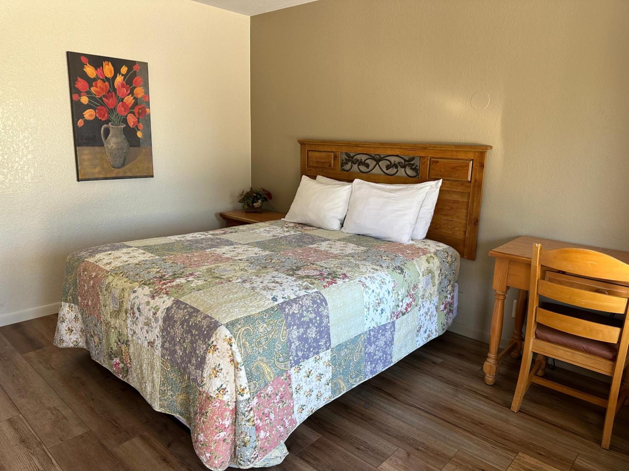Sunset Inn And Suites Fredericksburg Eksteriør billede