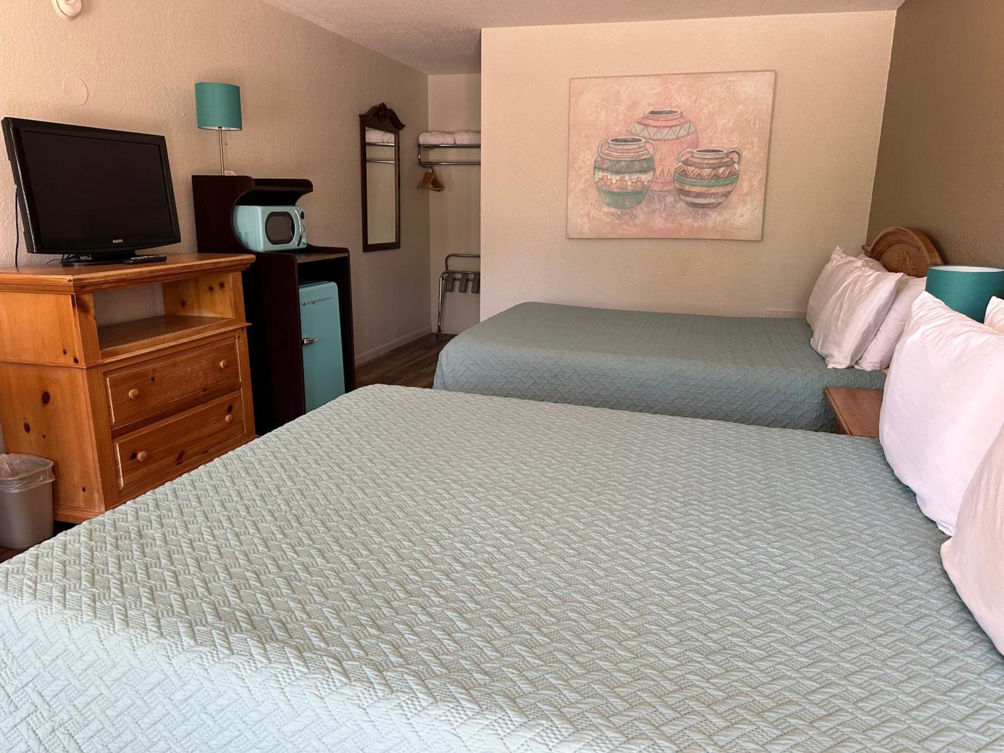 Sunset Inn And Suites Fredericksburg Eksteriør billede